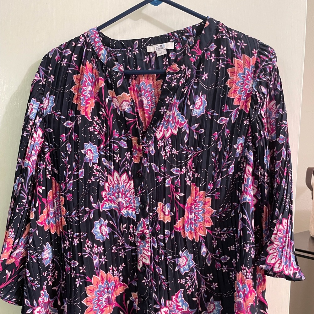 Size small blouse.